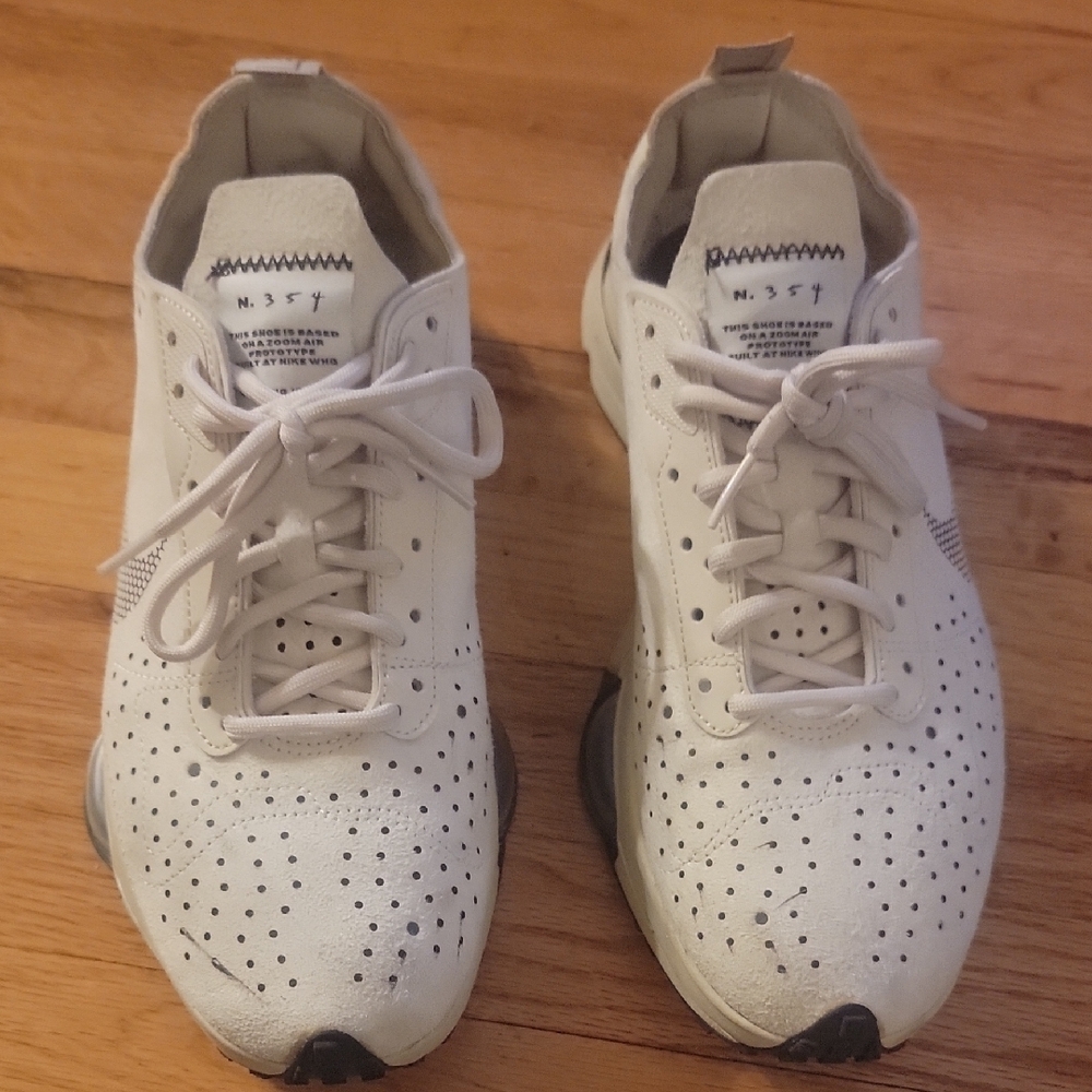 Nike Air Zoom Cream/beige Sneakers